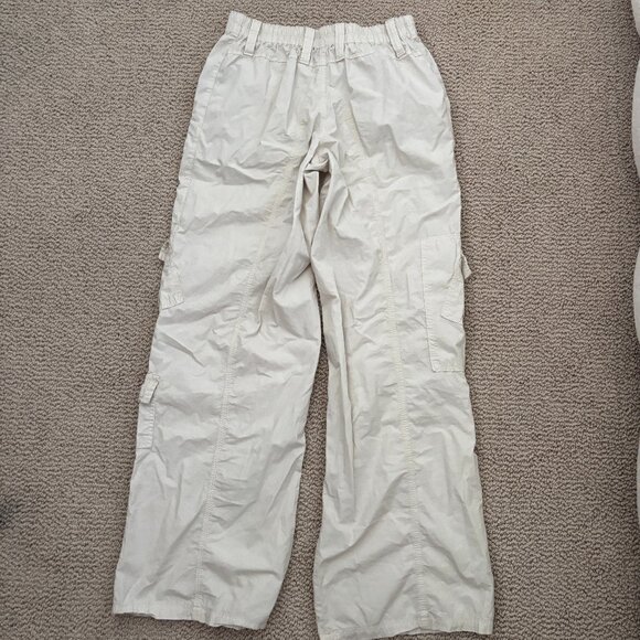 Urban Outfitters BDG Y2K Low-Rise Cargo Pants Size Small - Picture 3 of 4
